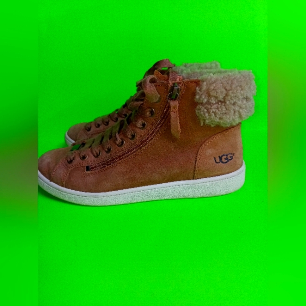 UGG Women's Pure Leather Lace Up Zipper Sneaker Boots With Wool Fur Sz 8
